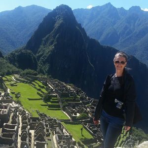 Meet your Posher, Holly